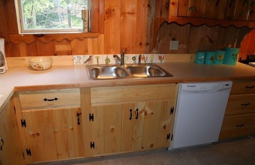Bryant Pond Cabin | Classic Maine Wilderness Lodge on Beautiful Shagg Pond - End of summer discount