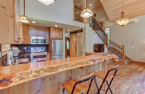 Elk Meadows Cabin | Classic mountain cabin in the woods - just steps from the river