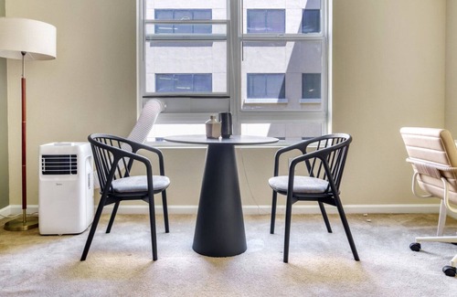 San Bruno Apartment | Classic San Bruno 1BR w/Pool, Gym & W/D, near SFO Airport, by Blueground