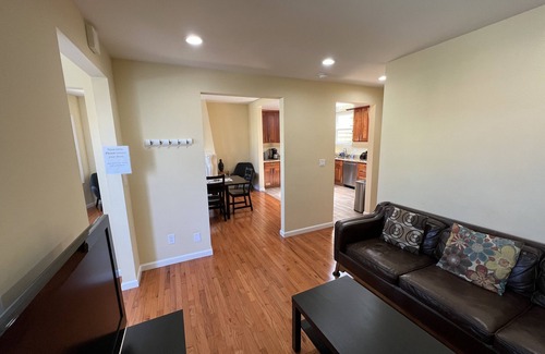 Daly City House | Classic San Francisco Home- 5B/3BA - 10 min to SF