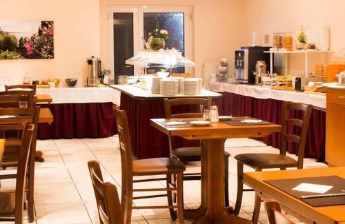 Meckenbeuren Apartment | Classic Single Room Plus