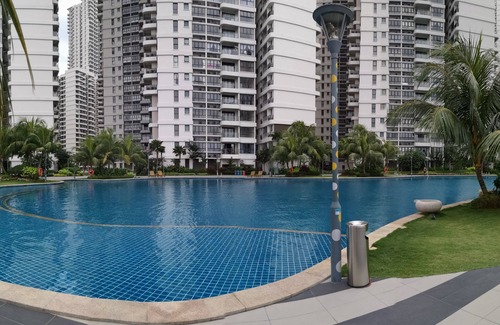Johor Bahru Apartment | Classic Theme Studio l Country Garden Danga Bay