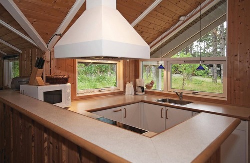 Sjllands Odde House | Classic vacation home on nature plot only a few hundred meters from the sea.