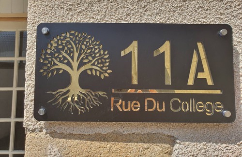 Magnac-Laval Apartment | Classy 2-bedroom apartment in Magnac-Laval - Home away from Home