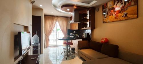 Jakarta Apartment | Classy! 2BR Apartment - Modern Comfort in West Jakarta CBD