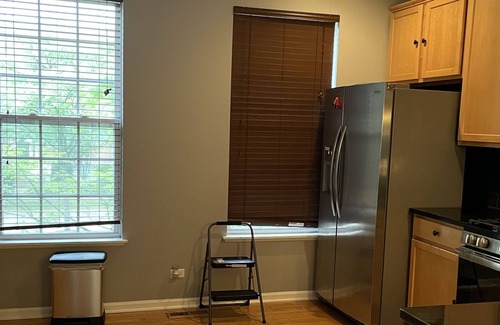 Willow Springs House | Classy and Sophisticated Townhome in quiet area