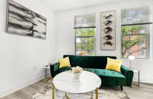Northeast House | Classy Capitol Hill APT, Steps from DC Attraction