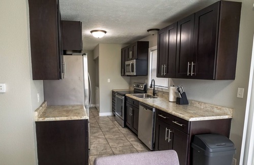 Lafayette House | Classy, Charming, Comfy 2 BR
