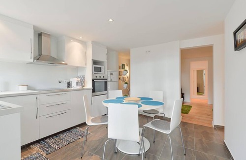Santa Maria Maior Apartment | Classy, elegant, comfortable, at the entrance of the Castle