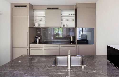 Hirslanden Apartment | Classy Hirslanden 1BR w/Private Garden, Storage & W/D, by Blueground