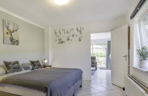 Mechelen House | Classy Holiday Home in Mechelen with Private Terrace