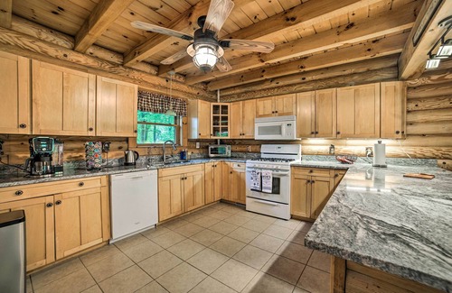 Jackson Cabin | Classy Home w/Hot Tub: 2 Mi to Lake Access!