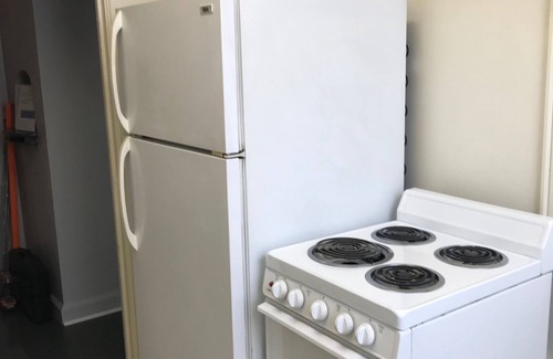 Boone Apartment | Classy Retro Suite "Preferred Partner of Rail Explorers" Pets OK