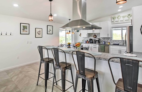 Tucson House | Classy Tucson Escape w/Fire Pit on 5 Acres!