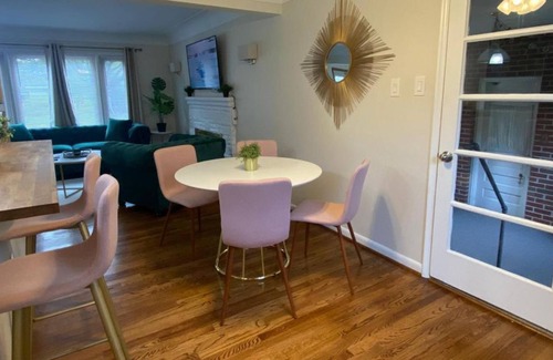 Harper Woods House | Classy Vintage Home in Harper Woods 3bed/1.5 baths