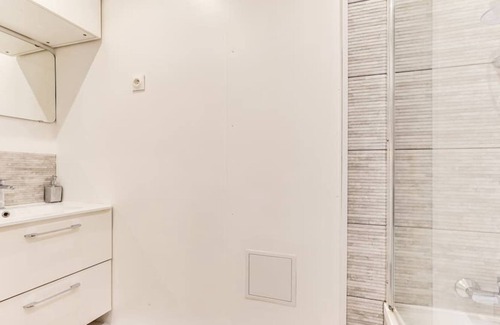 Fresnes Apartment | ★ Clavena Appart Paris★ Wifi-Parking-Netflix