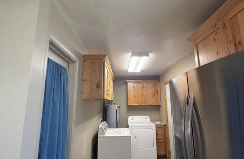 Casper House | Clean 3-bd house by Fairgrounds, WYO Sports Ranch, and Ford Wyoming Event Center