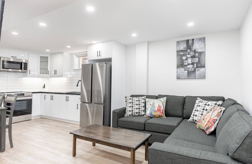 Richmond Hill Apartment | Clean 3BR/2BA Apt - Steps to Amenities!