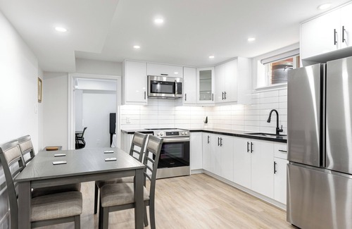 Richmond Hill Apartment | Clean 3BR/2BA Apt - Steps to Amenities!