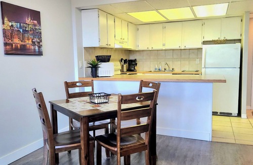 Red Deer Condo | Clean and Bright One Bedroom Condo in Great Location! #412 Checkmate