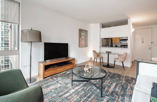 NoMad Apartment | Clean and Comfortable One Bedroom in Chelsea