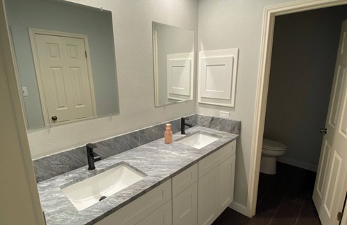 Blossoms Park House | Clean and Convenient stay