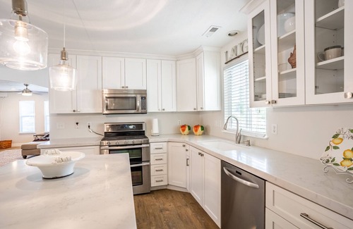 Lehi House | Clean and Quaint Getaway