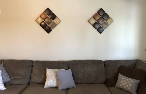 Bellevue House | Clean, comfortable, convenient! 2 bed home in Bellevue