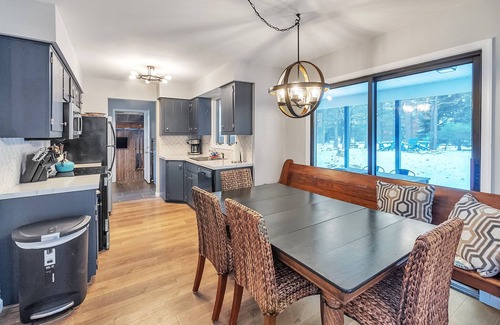 Lake Harmony House | Clean Fresh Spacious in Lake Harmony!