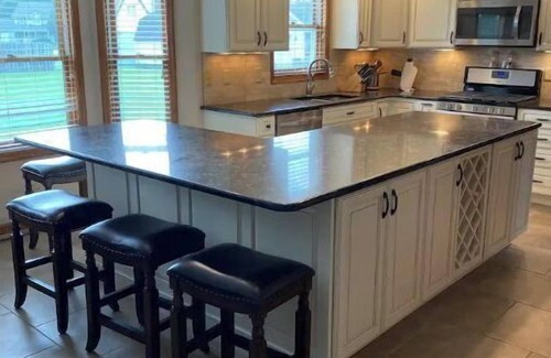 Granger House | Clean newly updated 4 bedroom in quiet Granger
