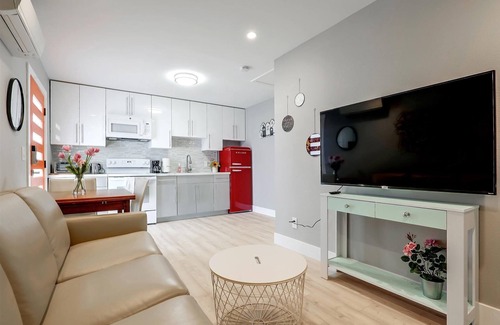 San Ramon House | Clean Private Entrance 1BD/1BA w/AC, W/D Suite