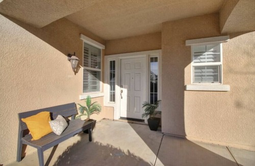 Westlake House | Clean Professionally Furnished Lavish Home in a Luxury Private Community Setting