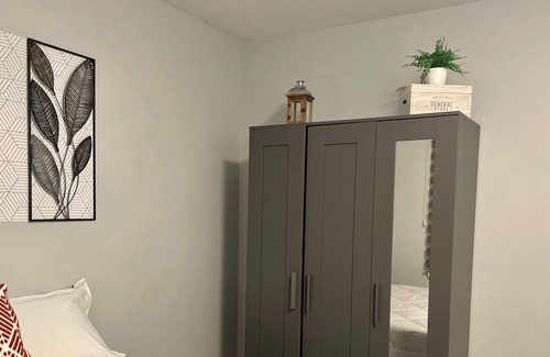 Sudbury Apartment | Clean, quiet and private suite downtown.
