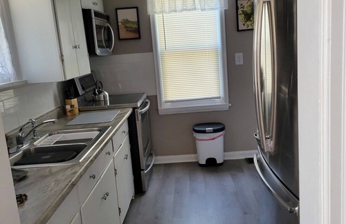 Columbus House | Clean, quiet and perfectly located in the city. Near downtown.