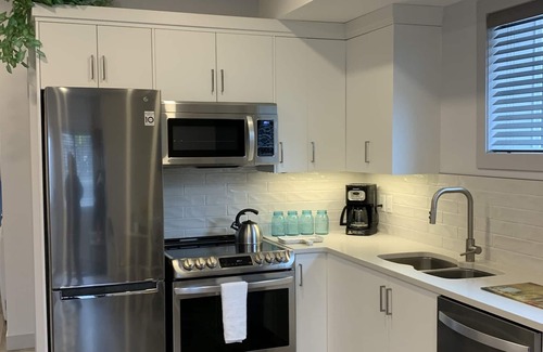 Vernon House | Clean, Quiet, central location