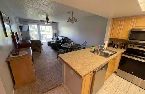 Biggar Condo | Clean safe condo centrally located to hospitals, beach, downtown, and airport