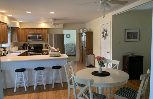 Annapolis House | Clean, Spacious Family House