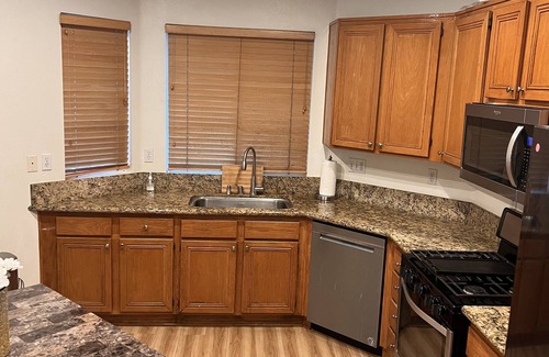 Northwood Point House | Clean townhouse in the heart of Irvine.