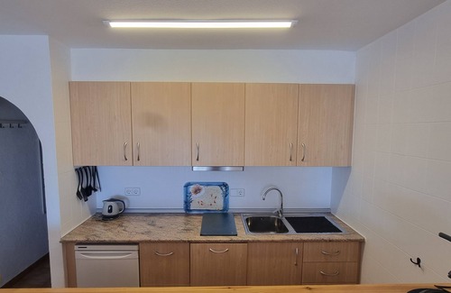 Empuriabrava Apartment | Clean, well-kept apartment on the beach, wifi, air conditioning. 1st floor, up to 4 pers.