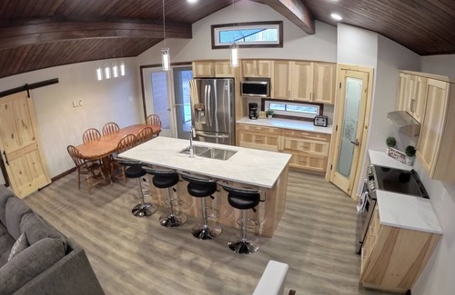 Onanole House | Clear Lake Family Getaway