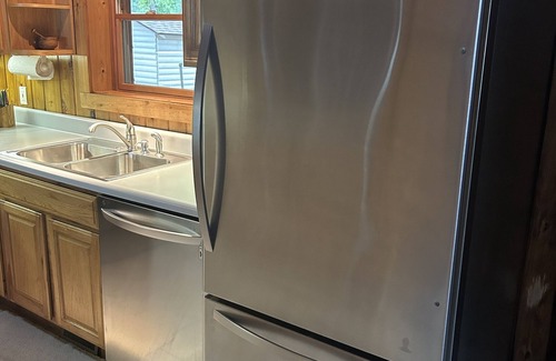 West Branch Cabin | Clear Lake Resort - Cozy Northern Michigan Lake Front Cabin. Pet Friendly!