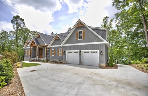 West Union House | Clear Sail Way