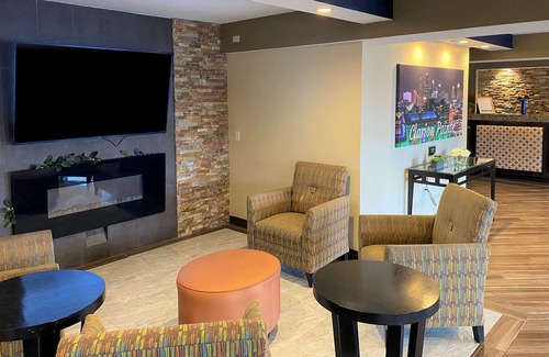 Independence Hotel | Clear View Inn Independence