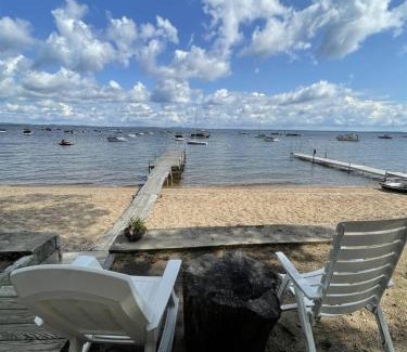 Sebago Villa | CLEARVIEW LIMIT 6 villa