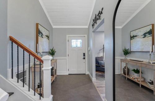 Largo House | Clearwater 2 story pool home mins from the beach