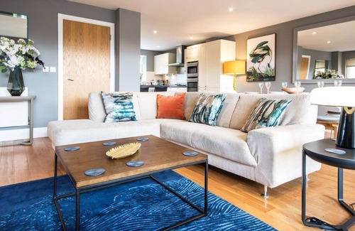 Cirencester House | Clearwater 82, Primrose Bank (P)