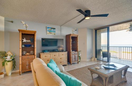Sand Key Apartment | Clearwater Beachfront Condo with Heated Pool Access!