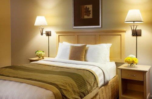 Fort McMurray Hotel | Clearwater Hotel Ltd