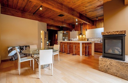 Cody Apartment | Clearwater Penthouse, luxurious, spacious, downtown Penthouse with gas fireplace and a balcony!