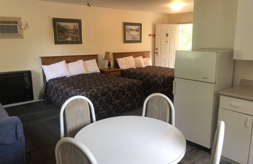 Clearwater Hotel | Clearwater Valley Resort